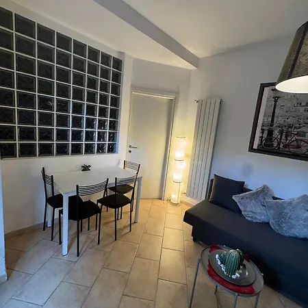 Daire Gioiello House